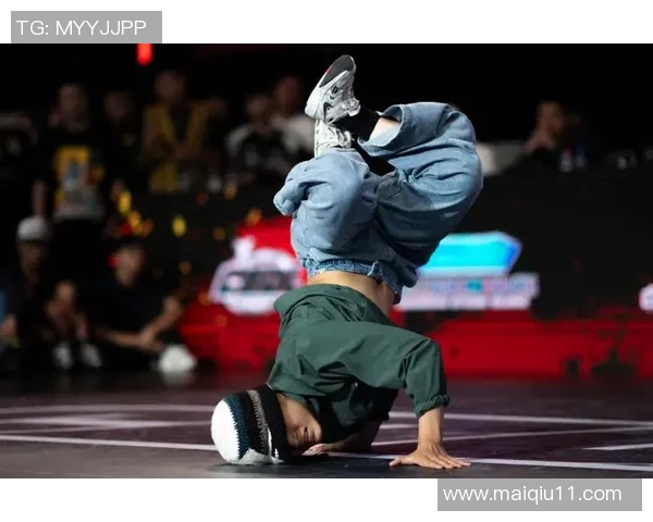 实时新闻全国街舞大赛特别报道南京街舞队从默默无闻到璀璨夺目的成长历程